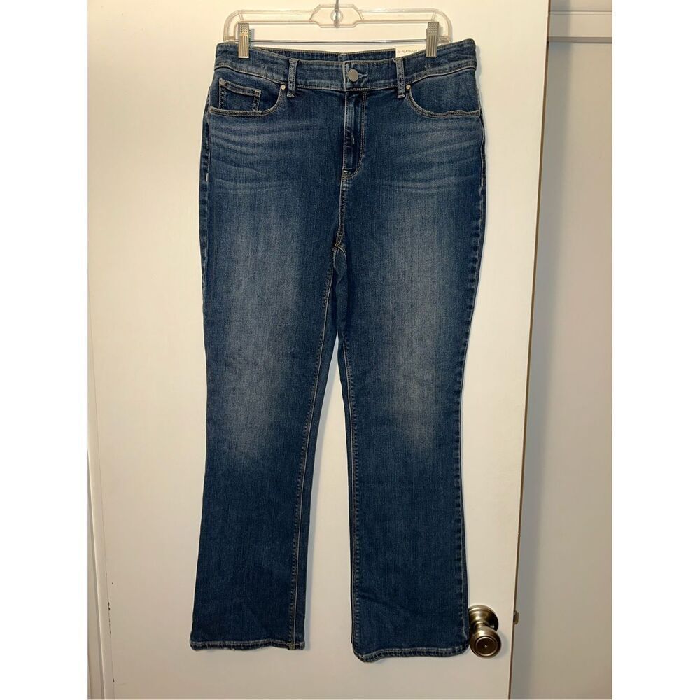 Chicos Women’s Platinum Barely Boot High Rise Jeans Size 1S (MP) NWT
